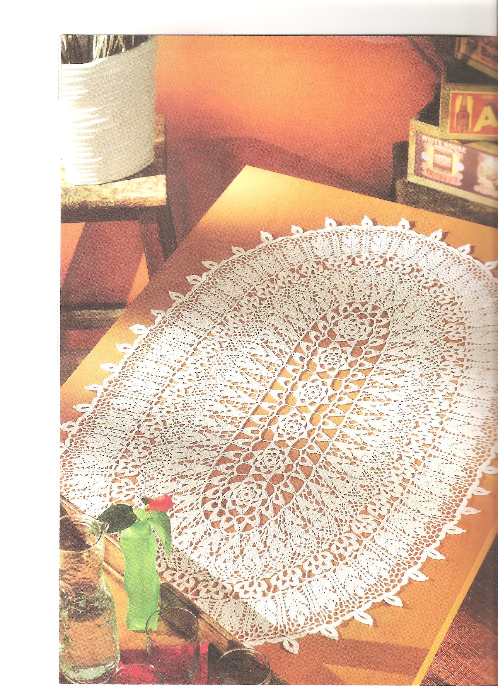 Big oval crochet doily (1)