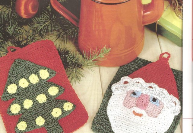 Crochet Christmas potholders (5)