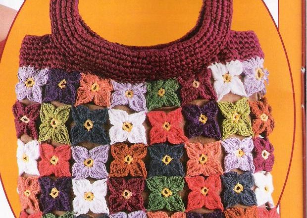 Crochet bag with colorful flowers (1)
