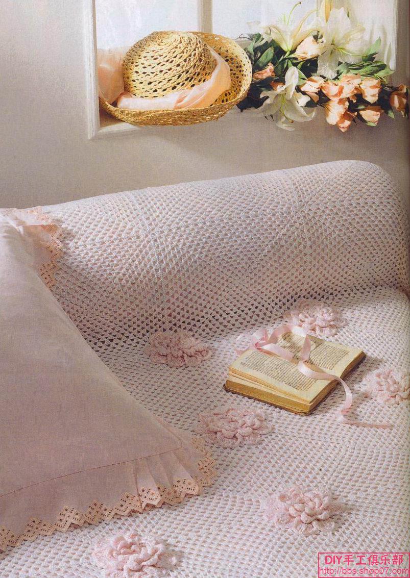 Crochet bedspread big squares and flowers (1)