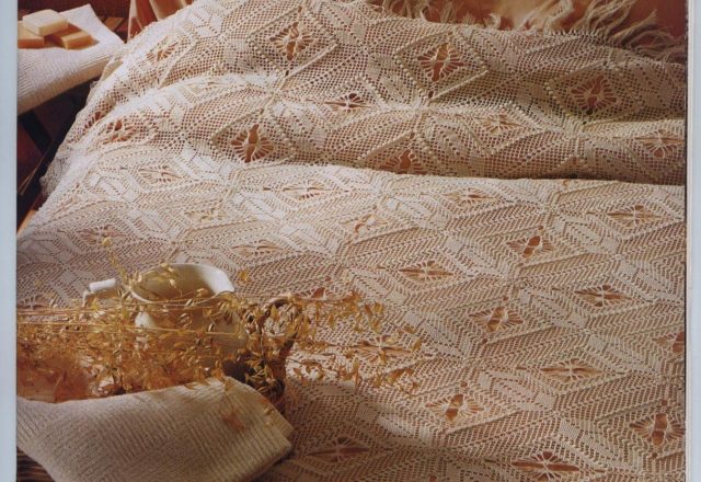 Crochet bedspread squared modules and rhombus (1)