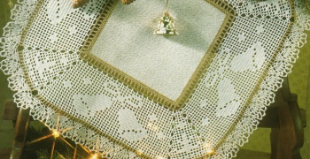 Crochet doily border bells (1)