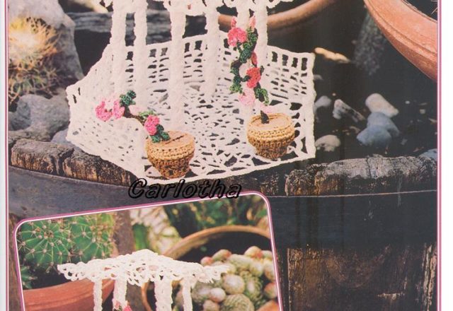 Crochet gazebo wedding favors starched (1)