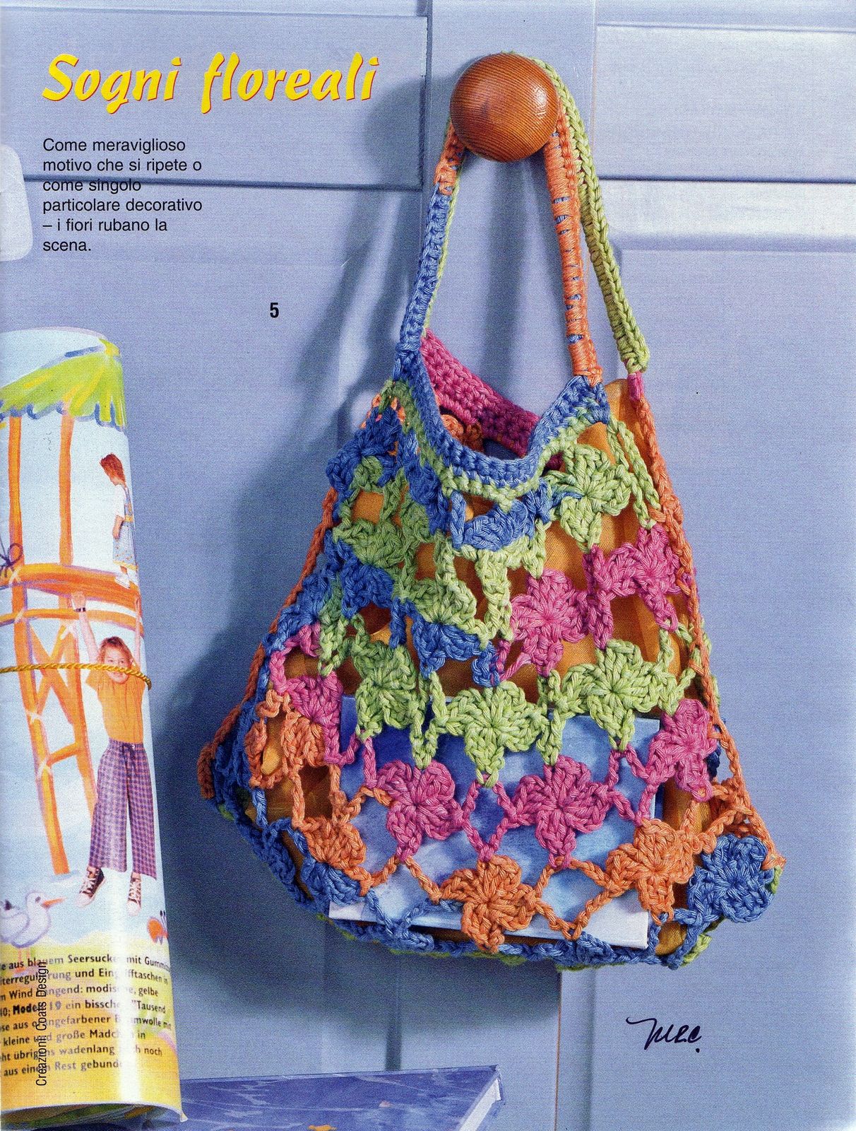 Crochet net bag with flowers (1)
