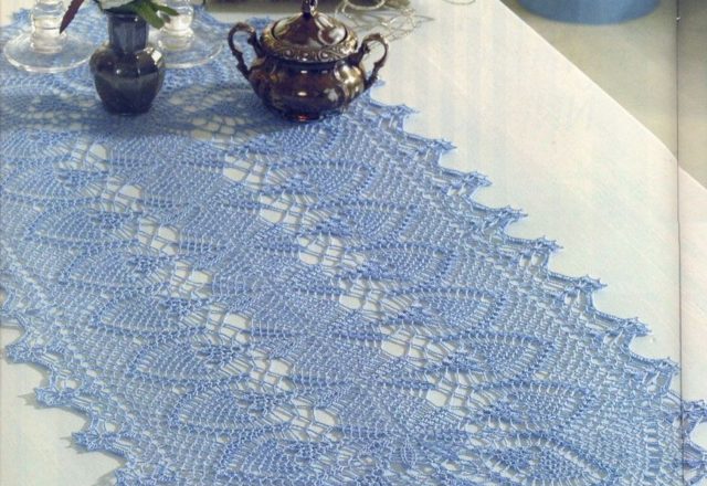 Crochet oval sky-blue doily (1)