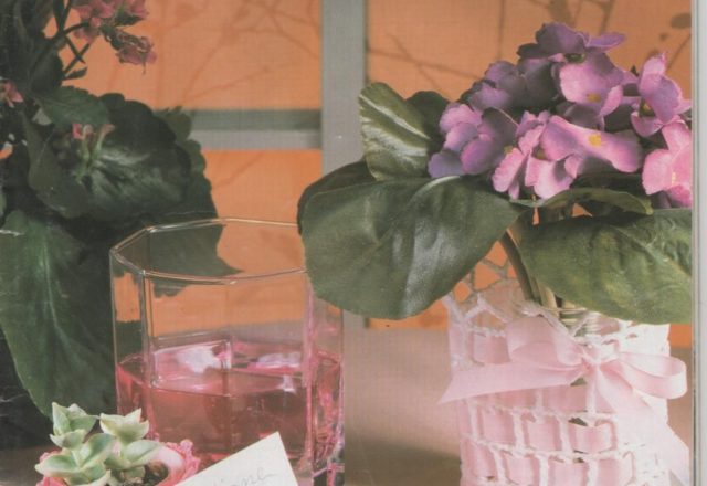 Crochet place card (1)