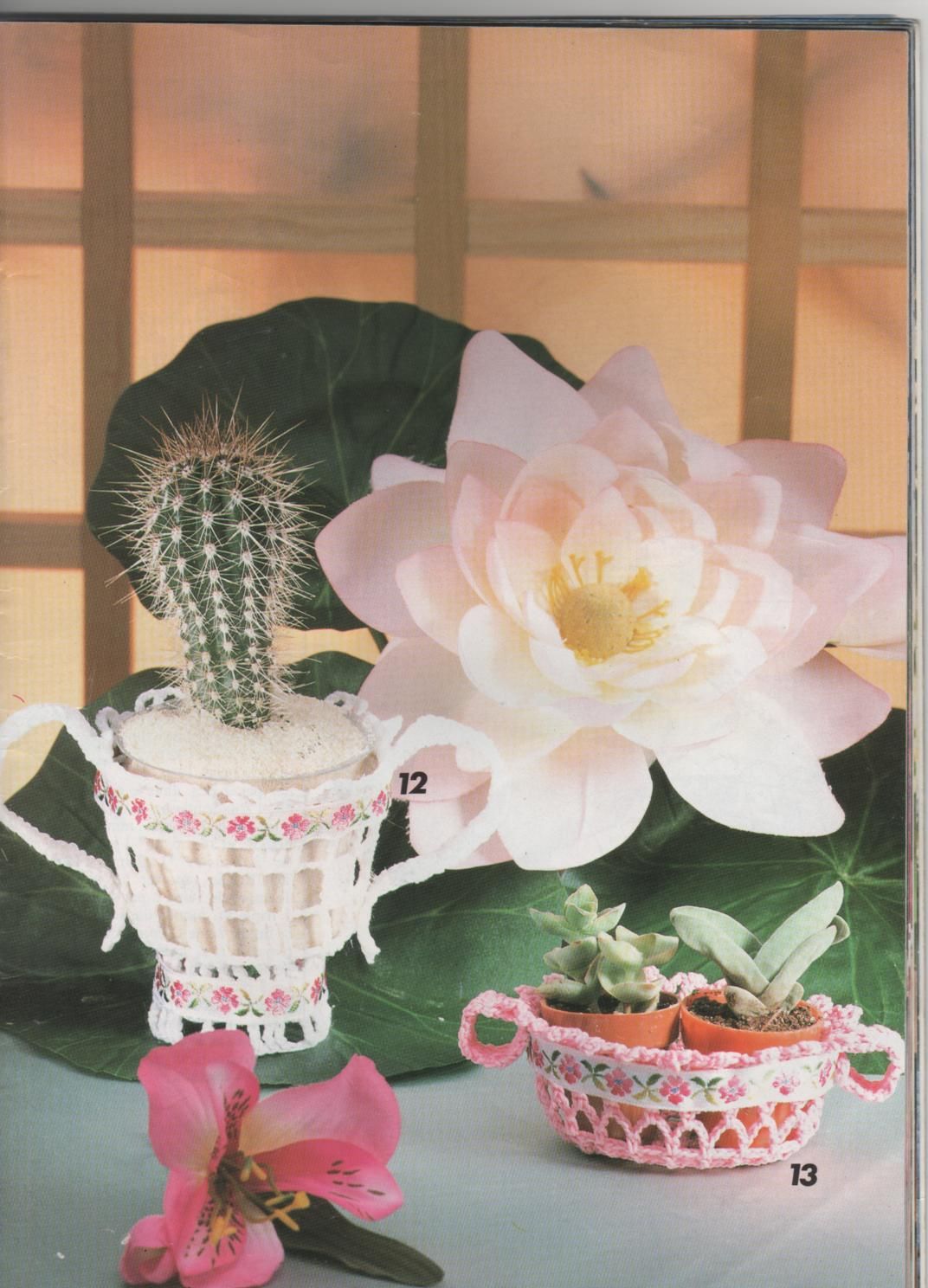 Crochet vase succulents cover crochet favors (1)