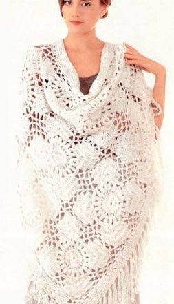 Crochet white shawl (1)