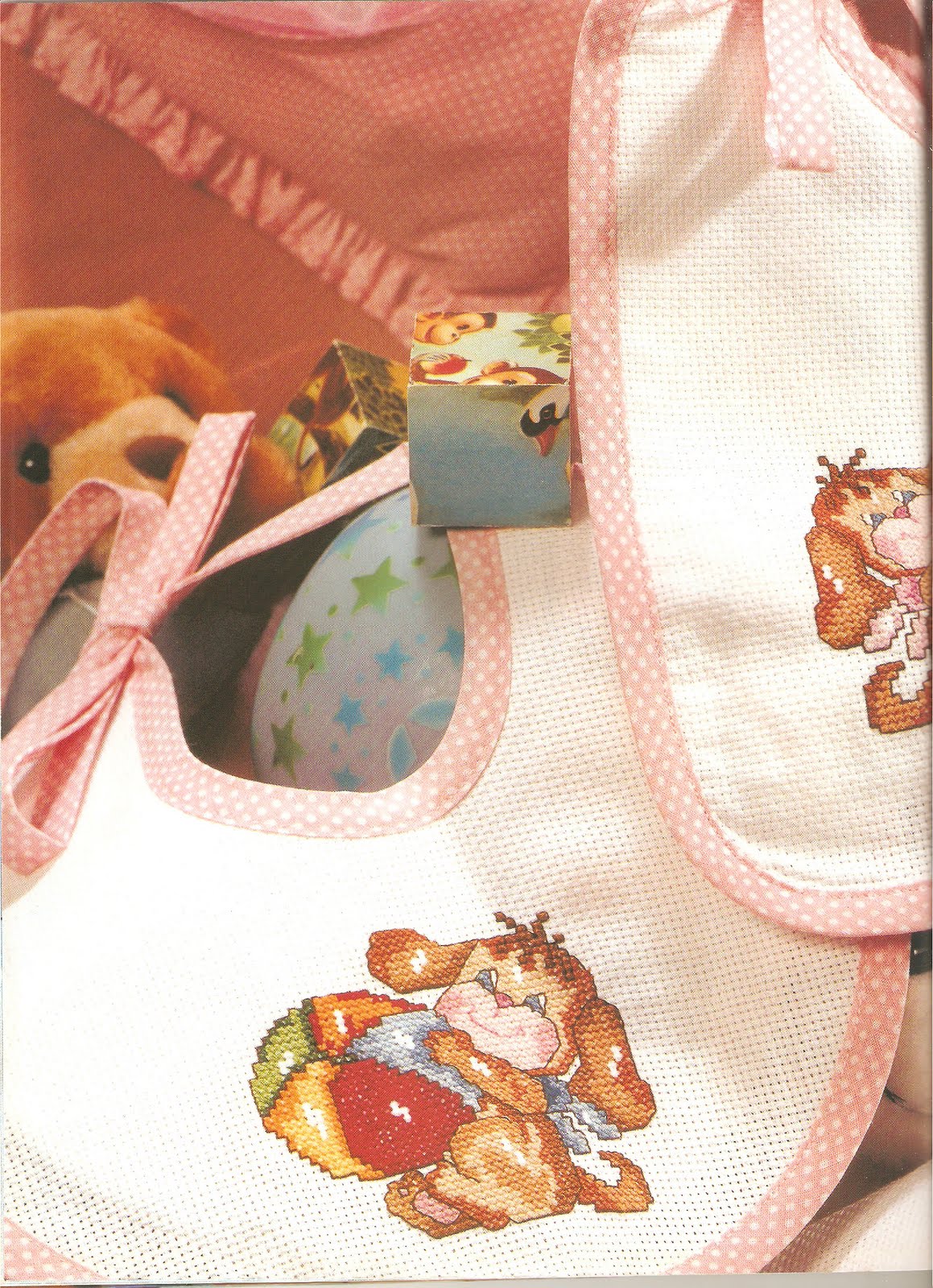 Cross stitch baby bibs with puppy dogs playing (2)