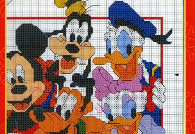 Cross stitch pattern with Disney characters (2)