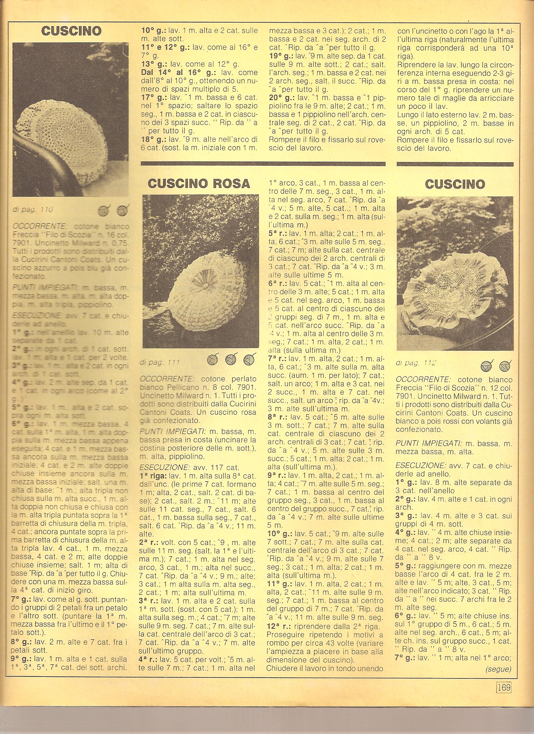 Cushion with crochet center (7)