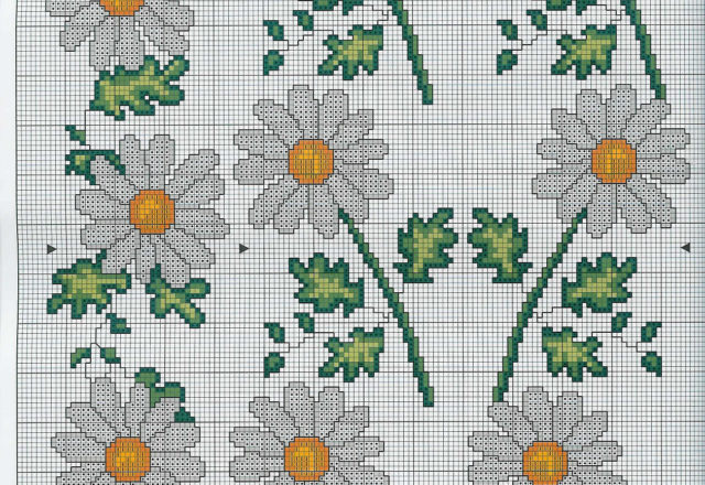 Daisies with leaves cross stitch pattern