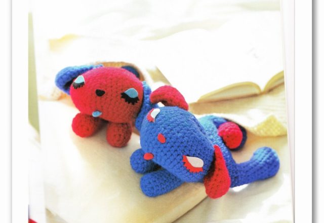 Dogs lying down amigurumi pattern (1)