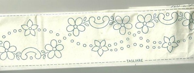 Free embroidery patterns towel with flowers