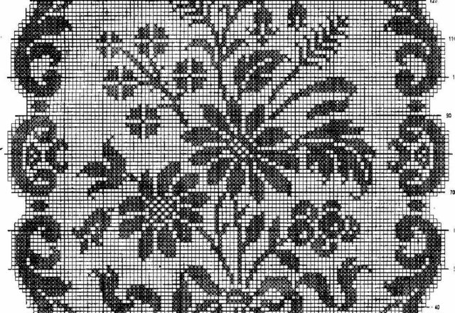 Oval doily filet worked with bouquet