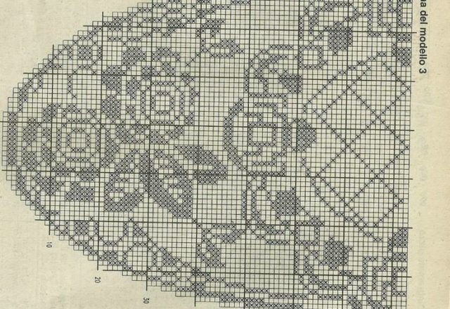 Oval doily filet worked with roses