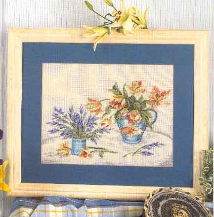 Picture of tulips cross stitch pattern (1)