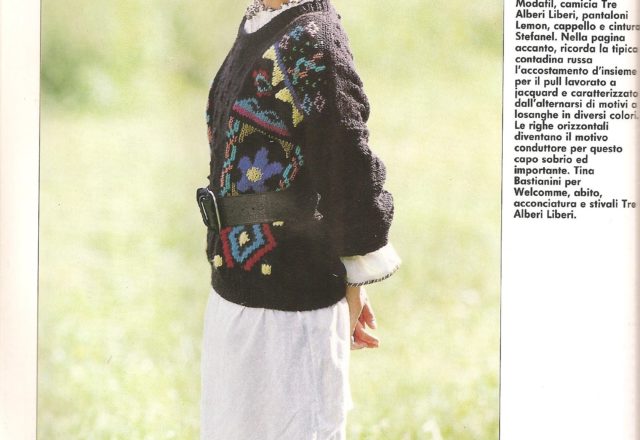 Pull black colored embroidery knitting pattern (1)