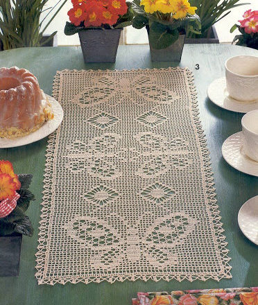 Rectangular butterfly filet doily (1)