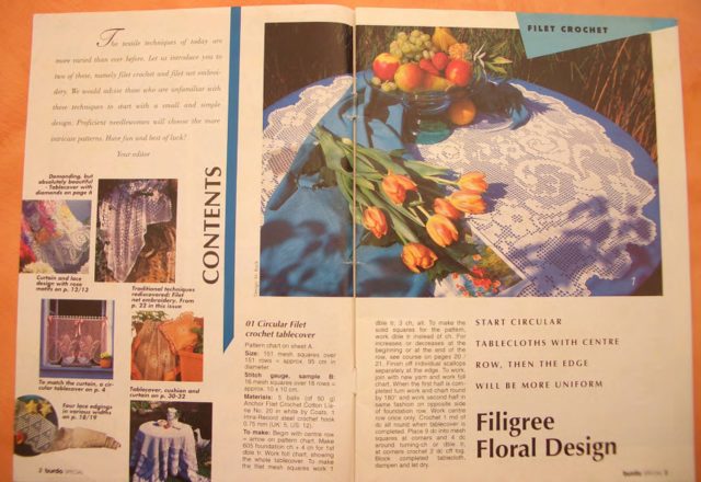 Round doily filet small flowers (1)