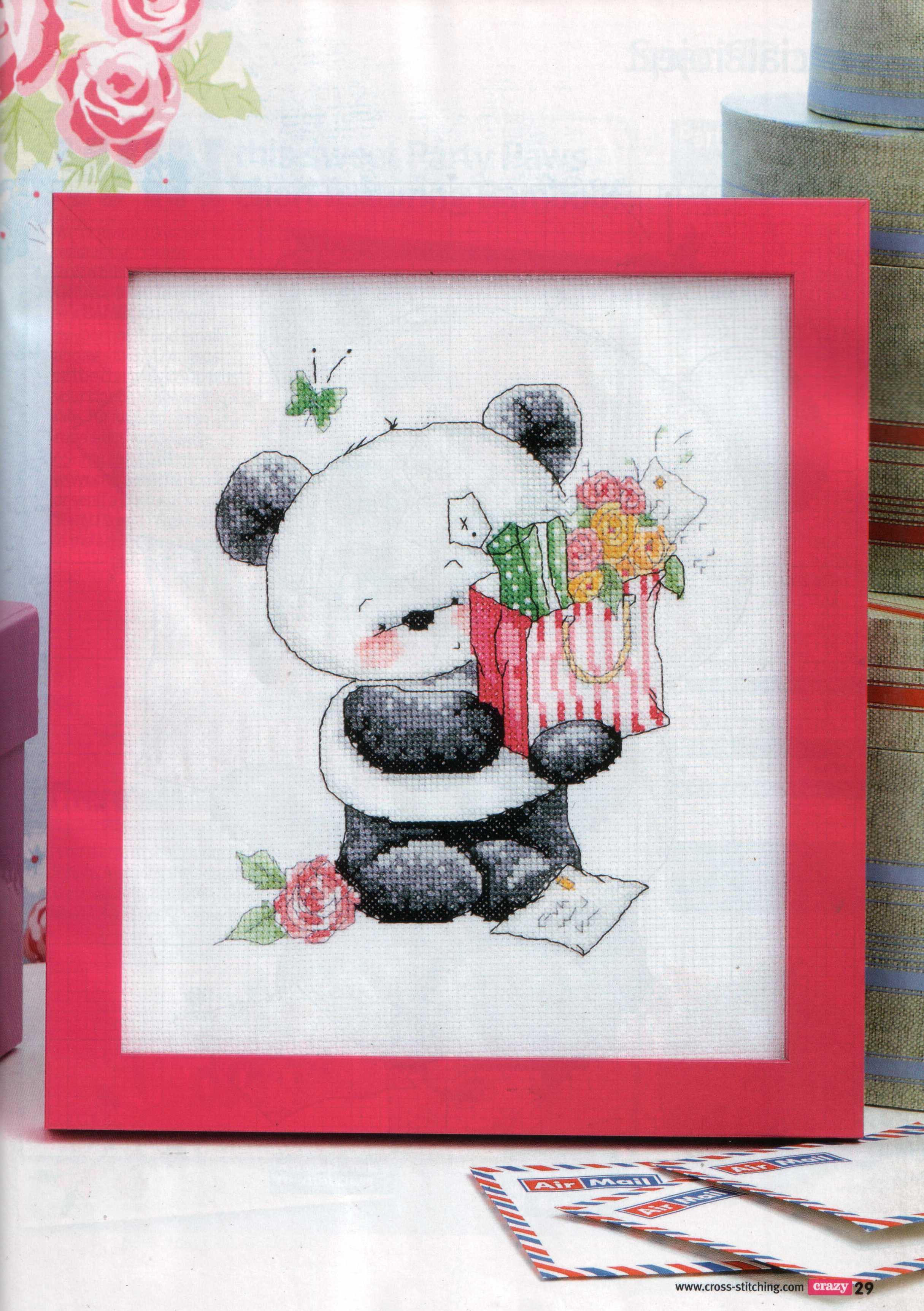 Sweet panda with bag of gifts (1)