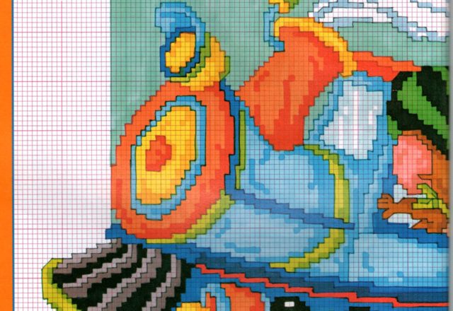 Tom and Jerry chase each other on the rails (1)