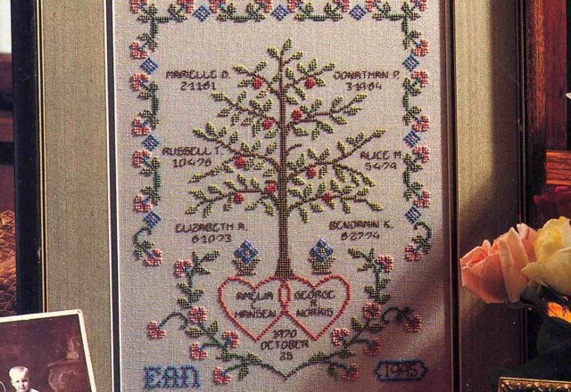Very simple cross stitch family tree (1)