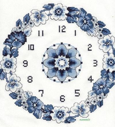 clock garland blue flowers (1)