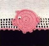 crochet border applied pig (1)