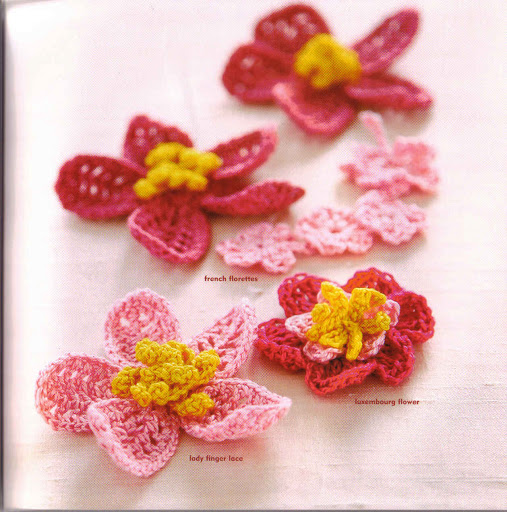 crochet flowers with pistils (1)