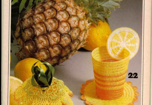 crochet glass with lemon slice (1)
