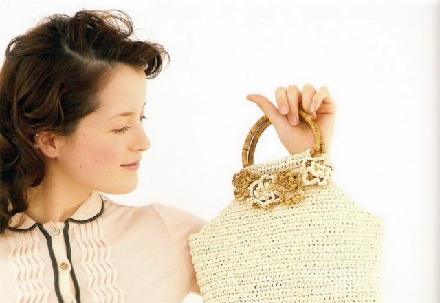 crochet mini white bag (1)