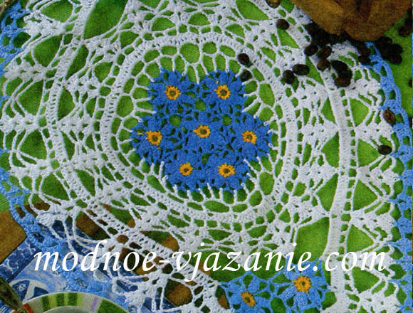 crochet oval doily with blue flowers (1)