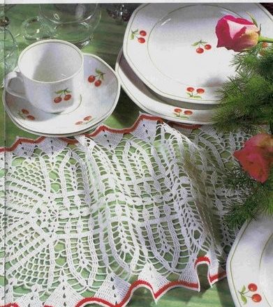 crochet oval red and white doily (1)