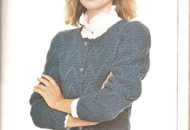 crochet sweater blue (1)