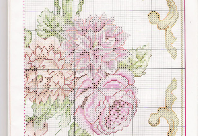 cross stitch cushion roses dahlias (3)