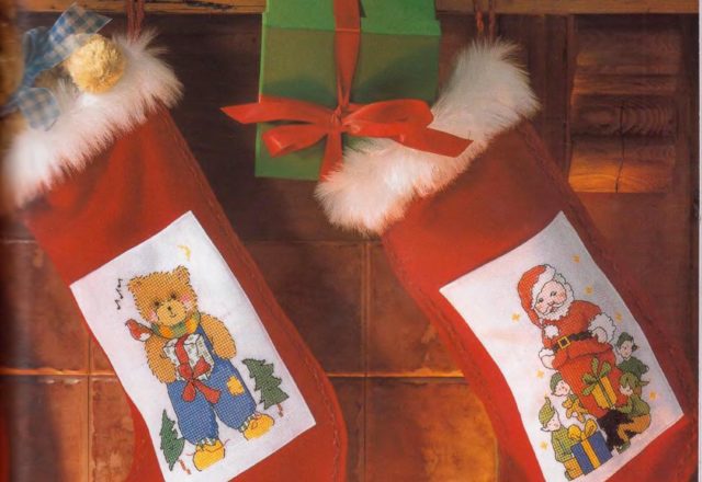 cross stitch pattern christmas stockings (2)