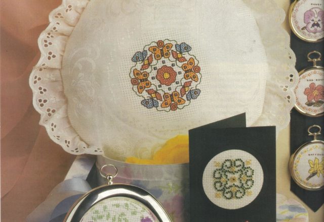 cross stitch patterns for small floral pictures (1)