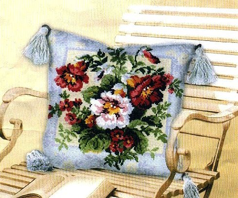 cushion blue flowers background (1)