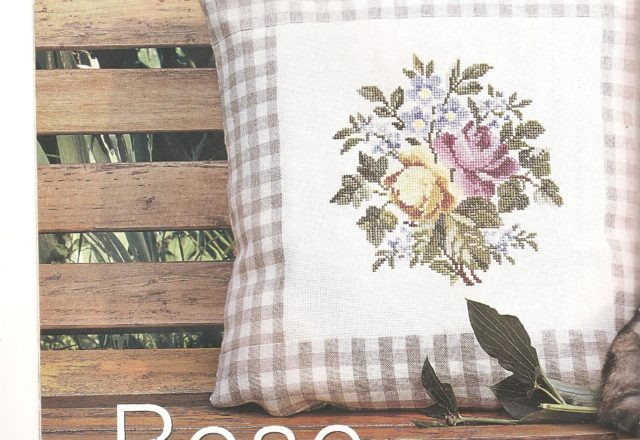 cushion roses of Provence (1)