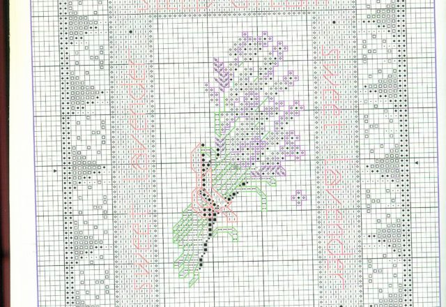 cushion with lavender flowers cross stitch (3)