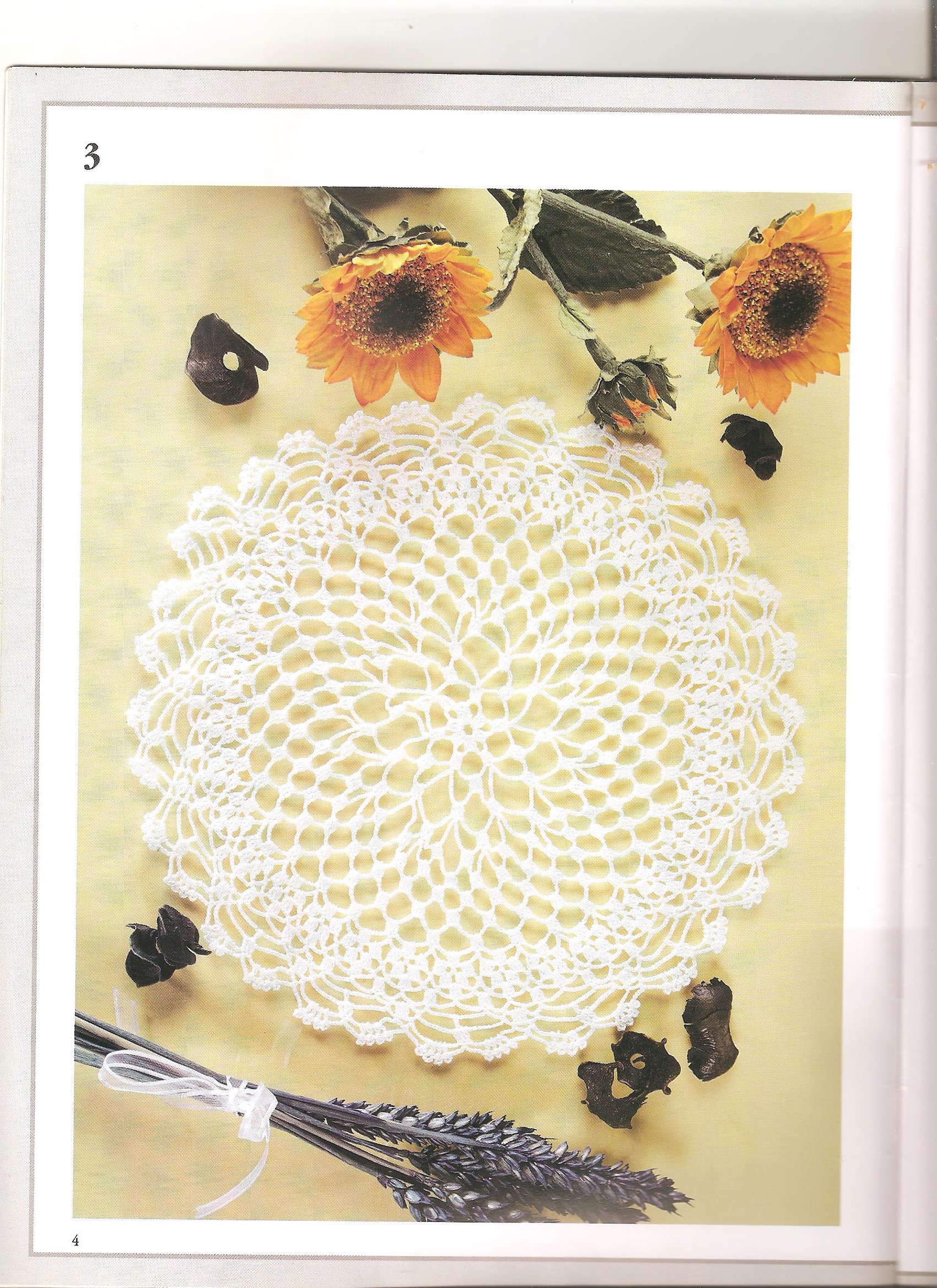 doily round arches frame (1)