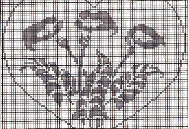 filet heart cushion calle