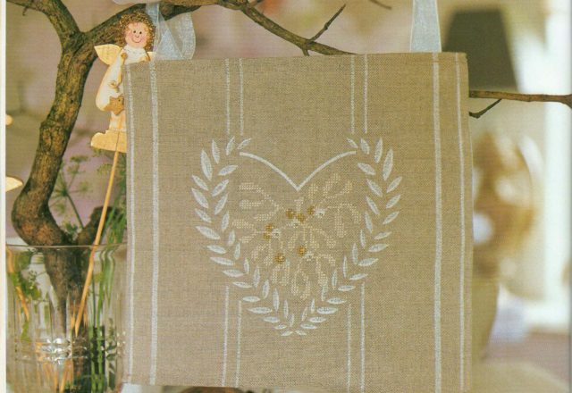 heart christmas panel (1)