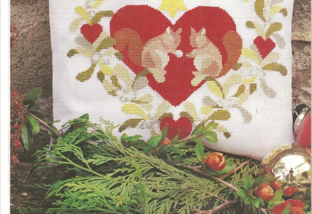 heart cushion squirrels (1)