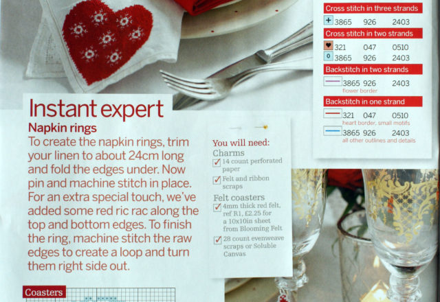 napkin ring for Christmas hearts (1)