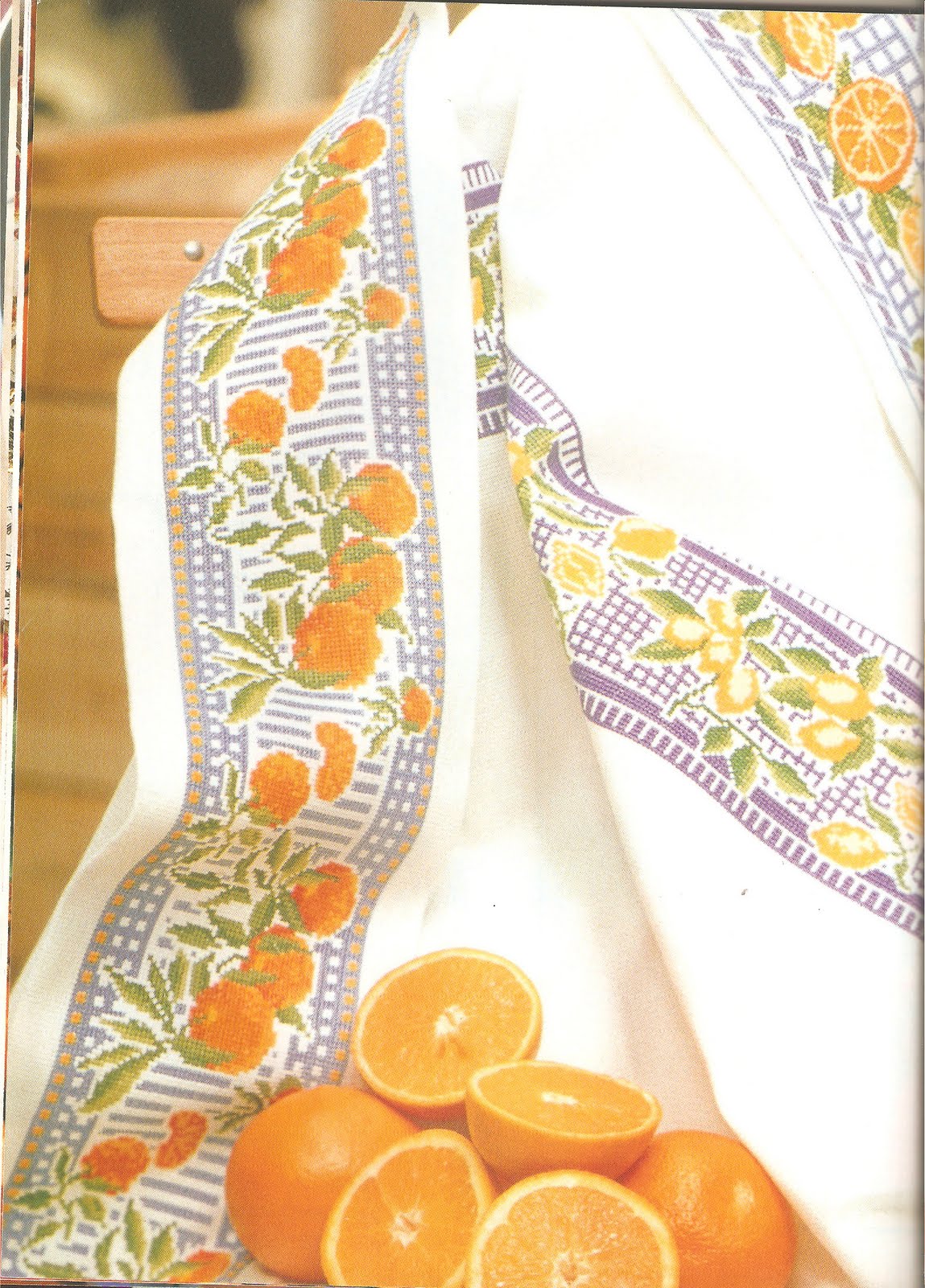 orange and fruits cross stitch border (1)