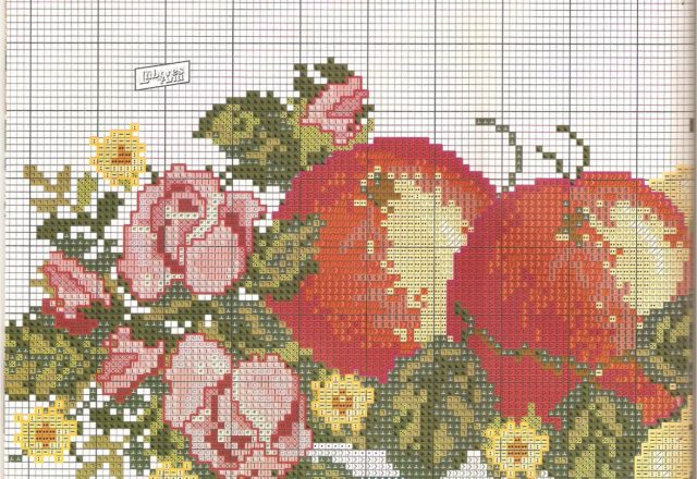 picture fruit basket apples and white grapes (5)