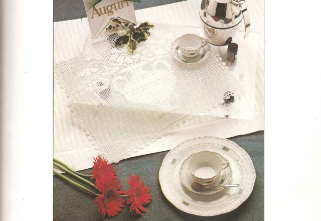 rectangular doily filet jug (1)