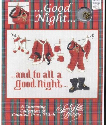 santa Christmas clothes hanging (1)